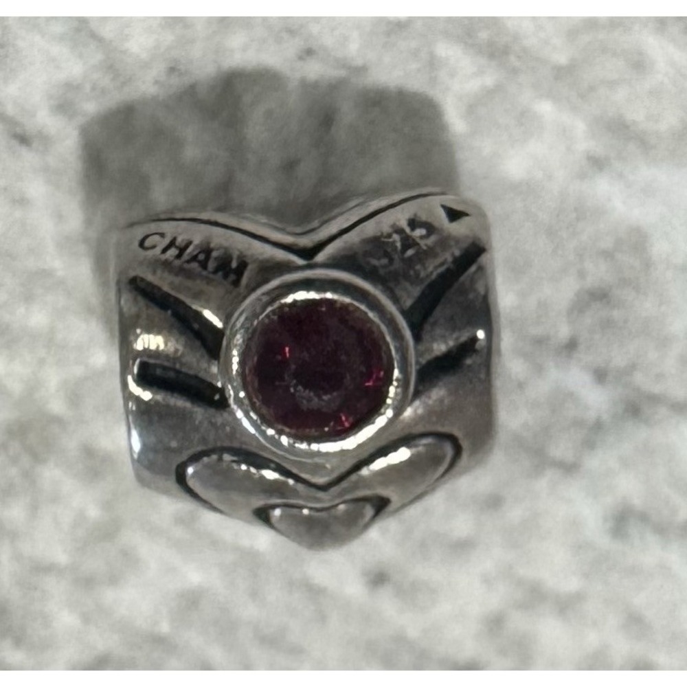 Chamilia 925 Sterling Silver January Birthstone Heart‎ Charm Bead